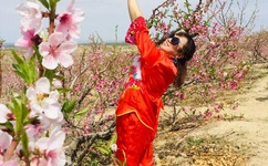 警察记者张津瑜落地视频